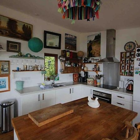 Spacious Cabin On Isolated Farm With Sea View بود المظهر الخارجي الصورة