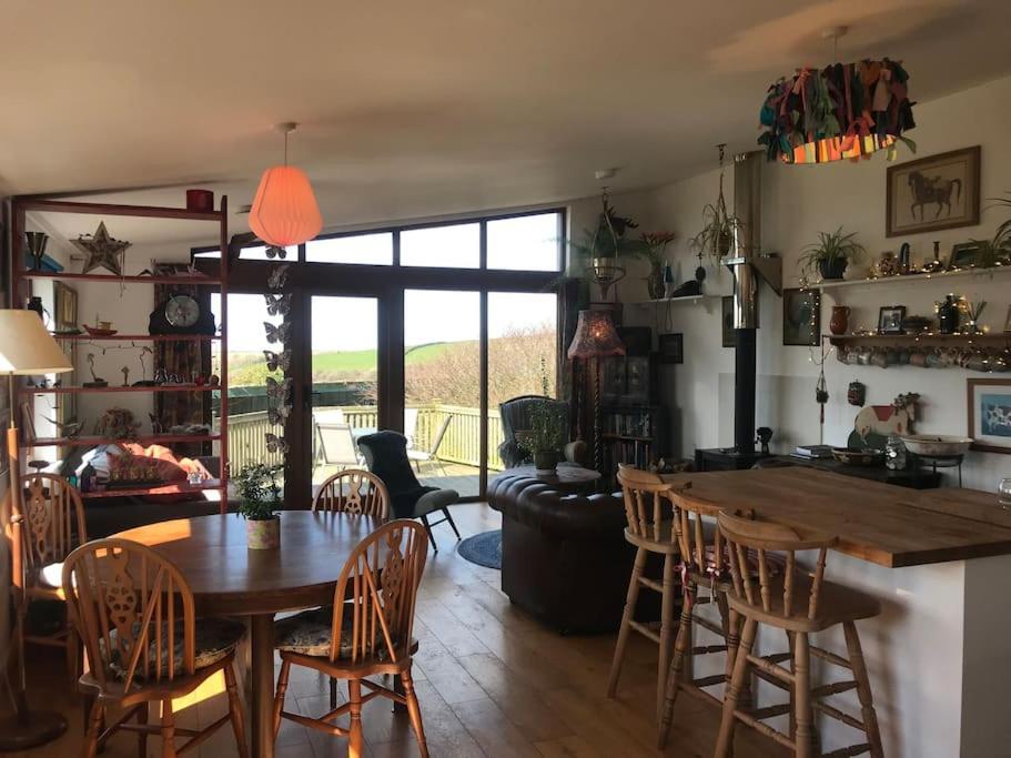 Spacious Cabin On Isolated Farm With Sea View بود المظهر الخارجي الصورة